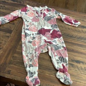 6M/9M Jessica Simpson Floral Pjs